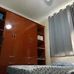 Quarto Privado Cama Casal Ou Solteiros Apto