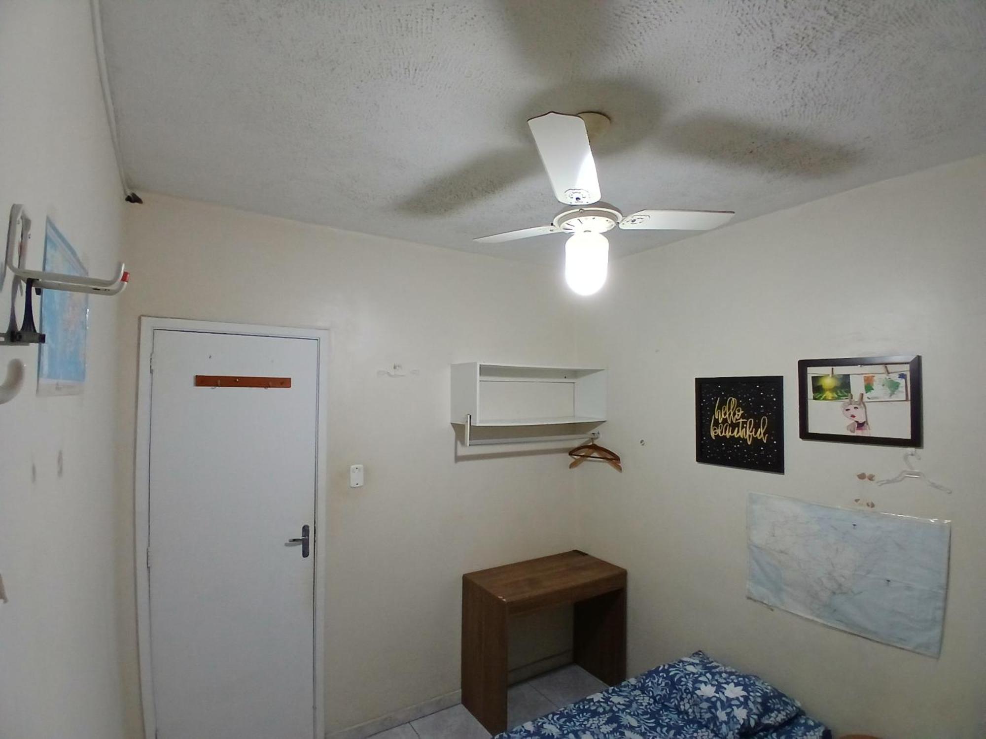 Habitación en casa particular Privado Cama Casal Ou Solteiros Apto