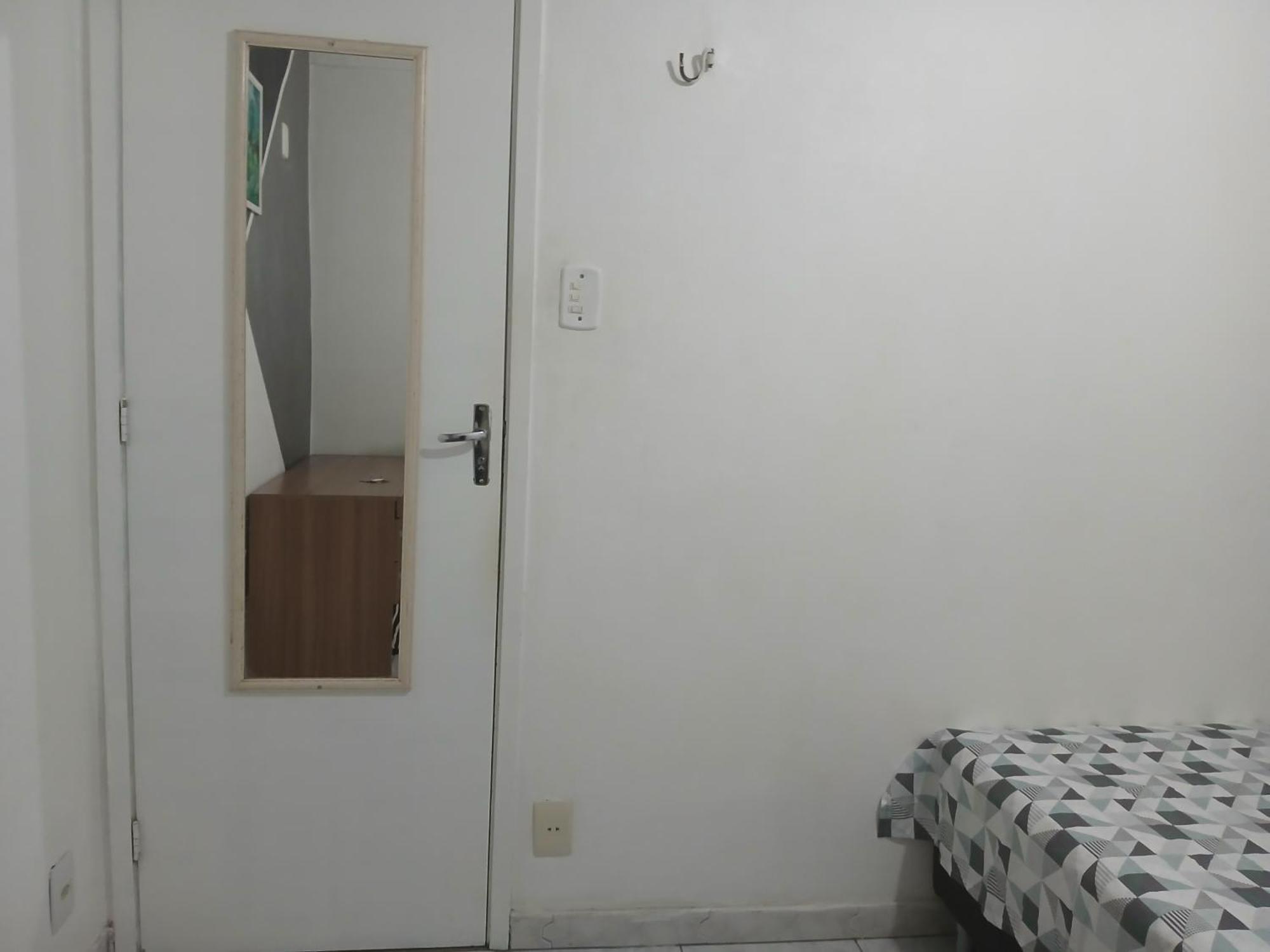Habitación en casa particular Privado Cama Casal Ou Solteiros Apto